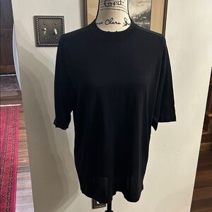 Kevoman 100% Silk Black Short Sleeve Top, Medium